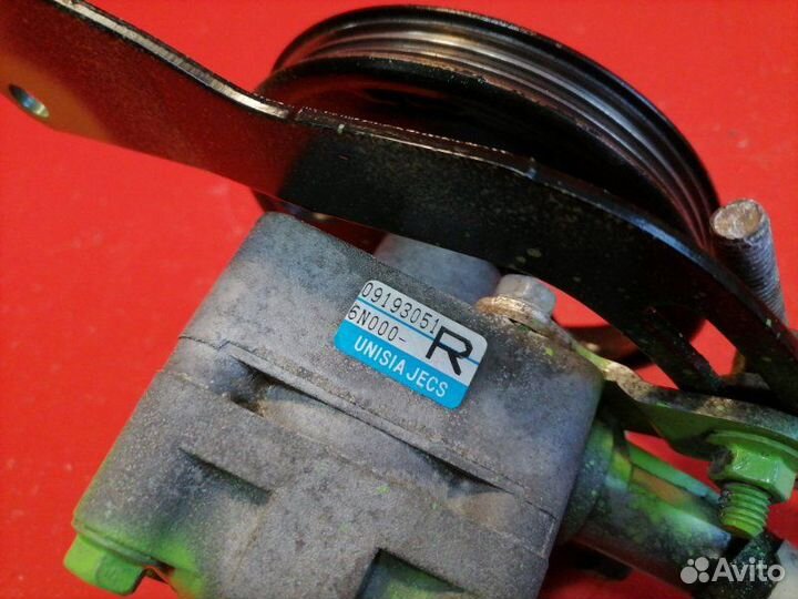 Насос гур Nissan Bluebird Sylphy QG10 QG18DE 2000