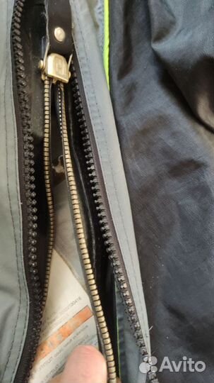 Сухой гидрокостюм для дайвинга