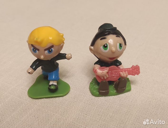 Лот игрушек из киндера, свит бокса и др