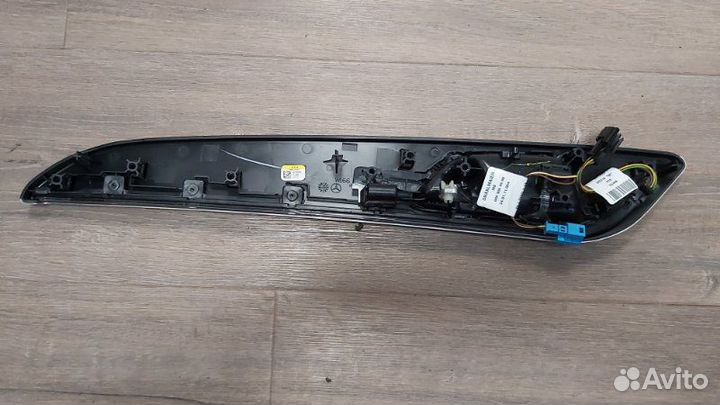 Декоративная накладка задняя правая Mercedes Gl