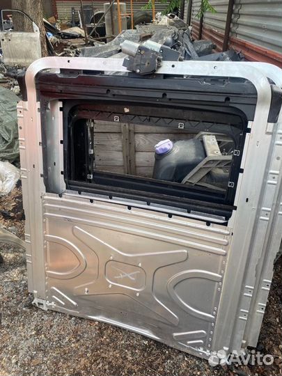 Люк крыши Land Rover Range Rover L322