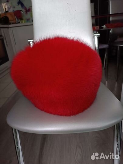 Продам меховую шапку