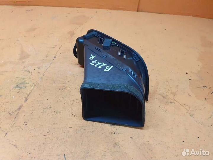 Дефлектор обдува передний правый Dodge Journey 3.5