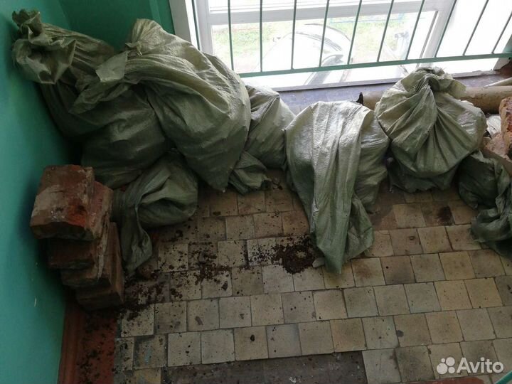 Разнорабочий с навыками сантехника