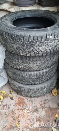 Nokian Tyres Hakkapeliitta 4 225/70 R16
