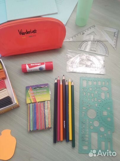 Новые и б/у канцтовары пакетом