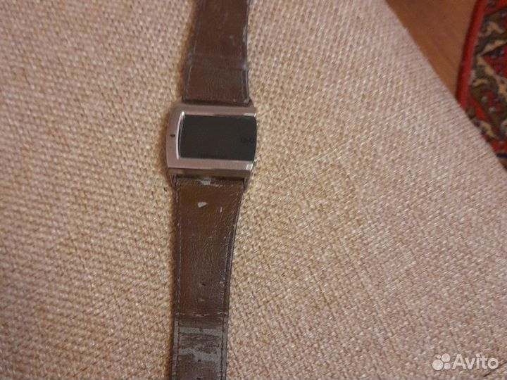 Часы электронные