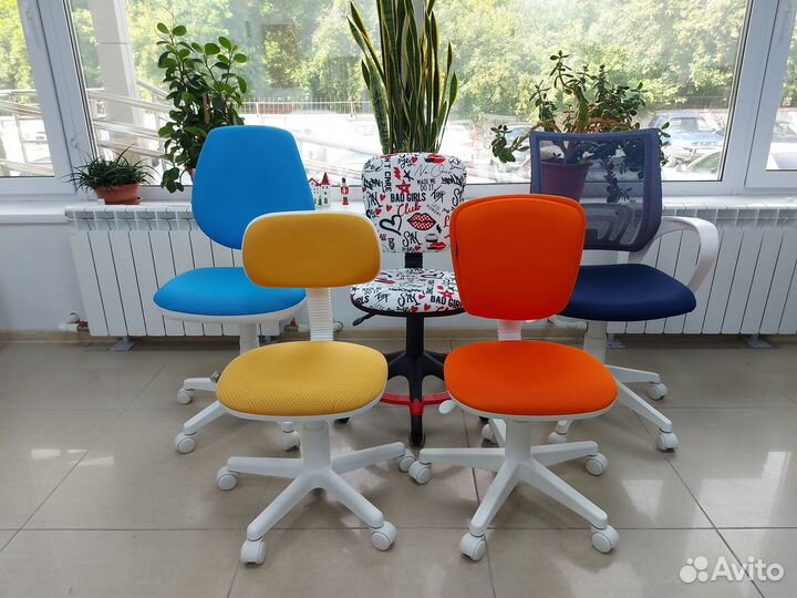 Кресло для школьников детское CH-W204 ткань