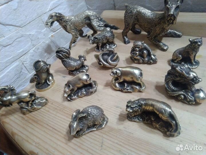 Бронзовые фигурки (старые) 12шт