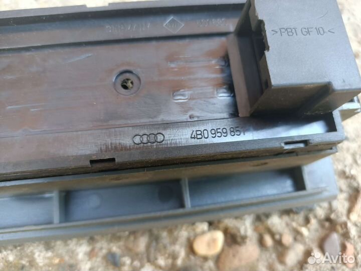 Блок управления стеклоподъёмниками Audi A6 C5