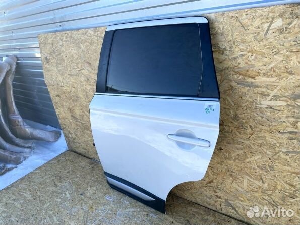 Стекло тонированное Mitsubishi Outlander 3 GF