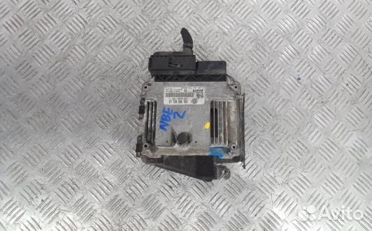 Блок управления двс skoda octavia A5 (NBE02PC01)