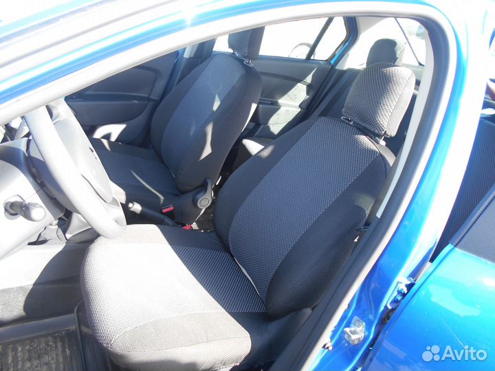 Чехлы модельные из ткани жаккард renault logan