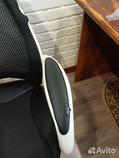 Компьютерное кресло