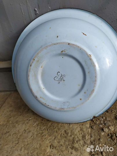 Таз эмалированный