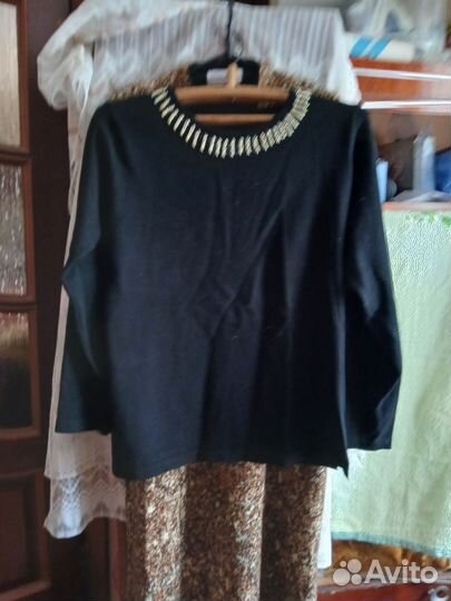 Женнские вещи 52 -54