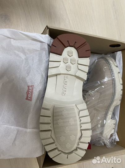 Ботинки levis