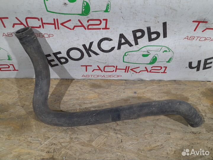 Патрубок системы охлаждения (радиатора) LADA Grant