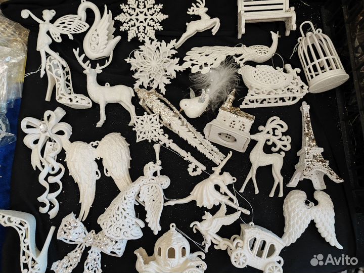 Новогодние игрушки декор ветки цветы