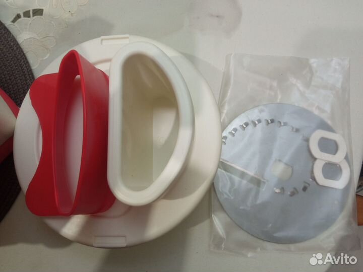 Электросоковыжималка шнековая+шинковка