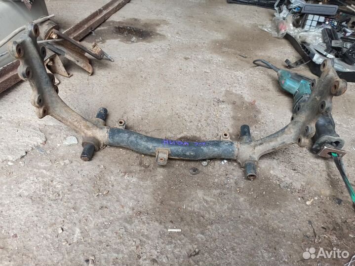 Балка передней подвески Нива 21214 нового образца