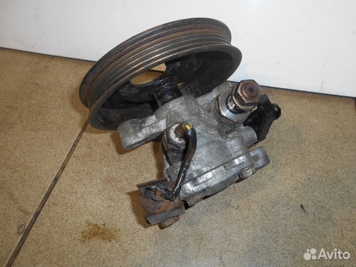 Насос гур Mitsubishi Colt Lancer 8