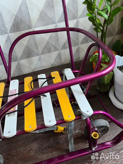 Детские санки с колесами