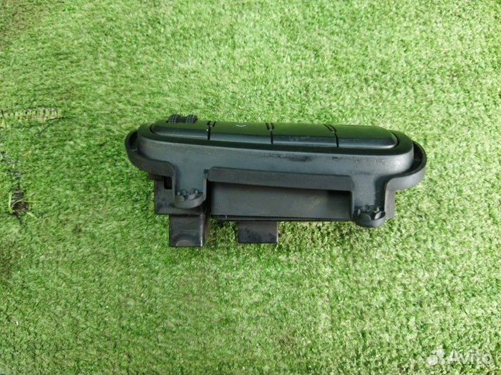 Переключатель света фар Kia Ceed JD G4FA 2013