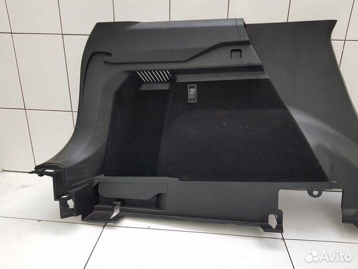 Обшивка багажника левая (Haval F7)
