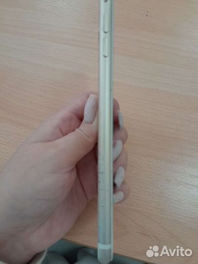 Телефон iPhone 7 Plus