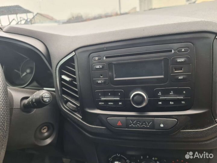Штатная магнитола LADA xray