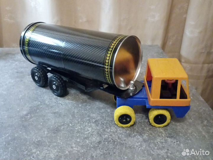 Игрушки машинки СССР