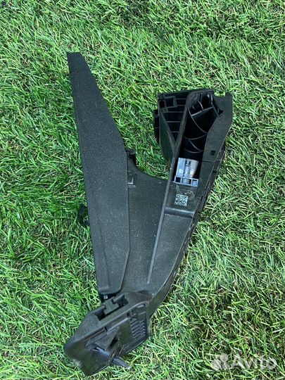 Педаль газа bmw 5 e60/e61