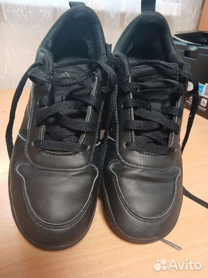 Кроссовки adidas для мальчика 35 размер