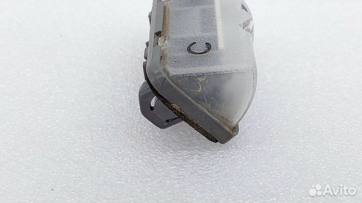 Плафон подсветки номера Toyota Rav4 XA50 M20afks