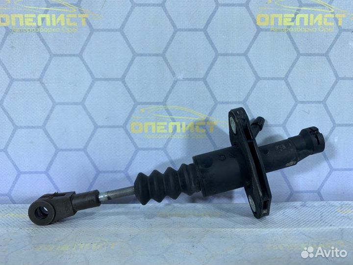 Главный цилиндр сцепления Opel Vectra B Z18XEL