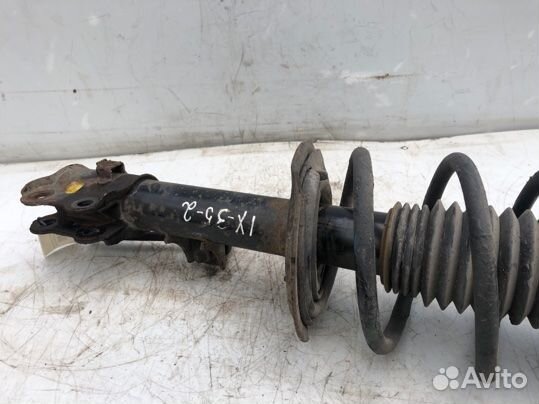 Стойка передняя правая Hyundai Ix35 1.6 бензин