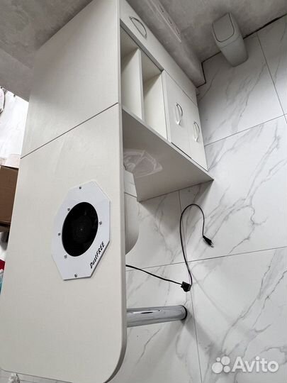 Стол для маникюра