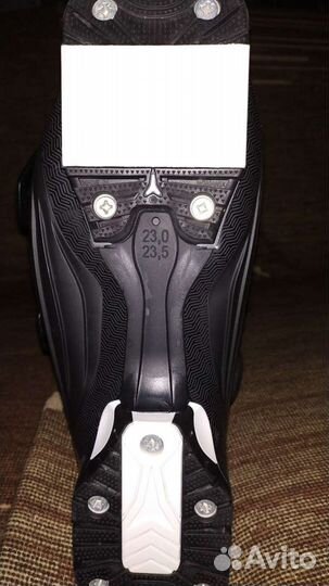 Горнолыжные ботинки женские Atomic