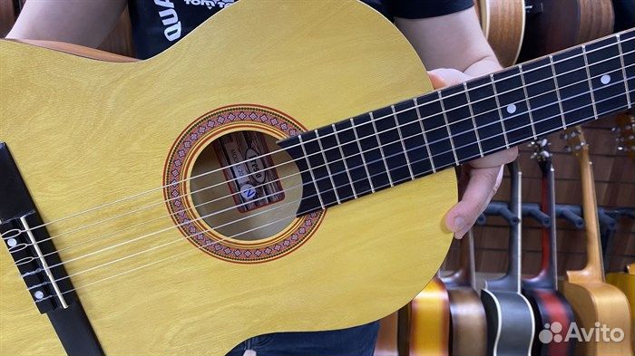 Новая классическая гитара 3/4. Качественная