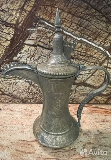 Старинный кумган. Восток