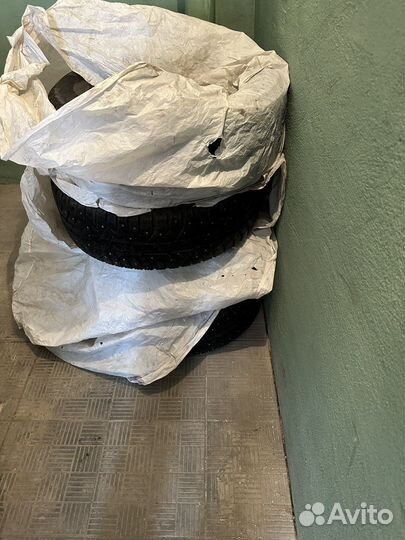 Bridgestone Blizzak Spike-02 205/60 R16 92T