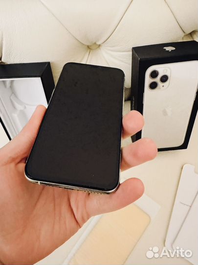 iPhone 11 Pro, 64 ГБ