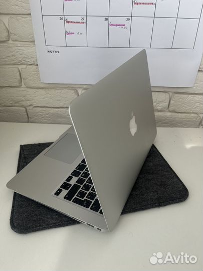 Apрlе масвoоk Air (13-inсh, Early 2015)