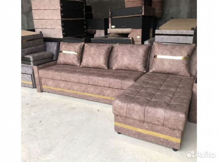Угловые диваны в наличии не б/у