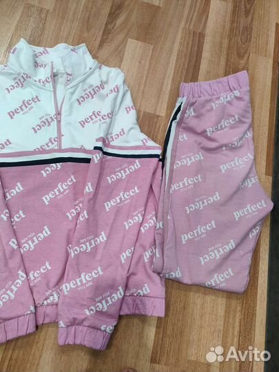 Костюм спортивный