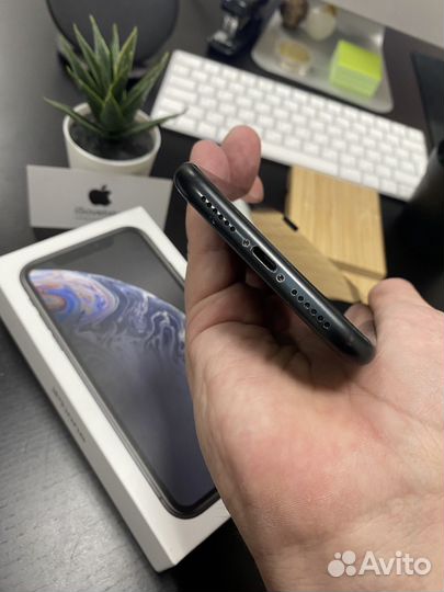 Apple iPhone XR black 64gb