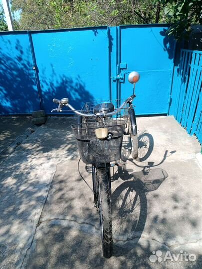 Трехколесный велосипед для взрослых