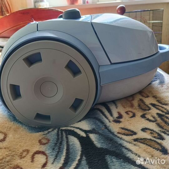Пылесос Philips
