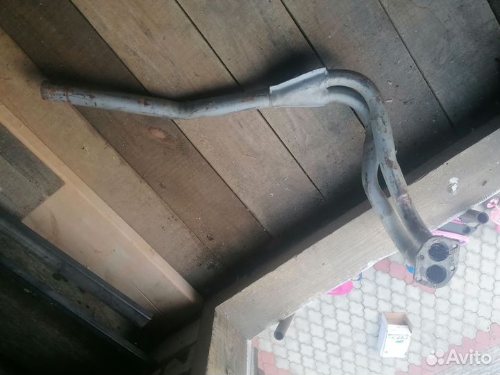 Часть выхлопной системы ваз
